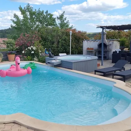 A L'etage Salle De Bains Au Rez De Chaussee (adults Only) לינה וארוחת בוקר 3*