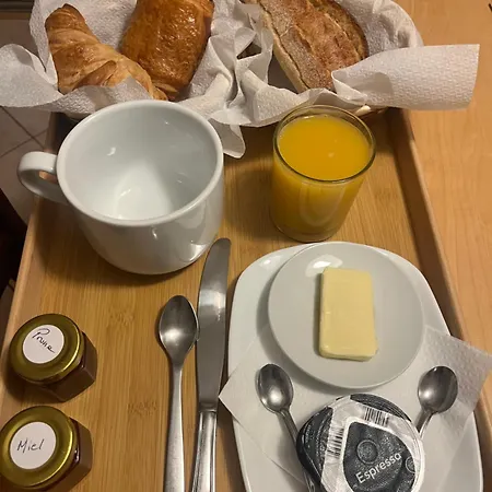 Bed & Breakfast A L'etage Salle De Bains Au Rez De Chaussee (adults Only) Combaillaux