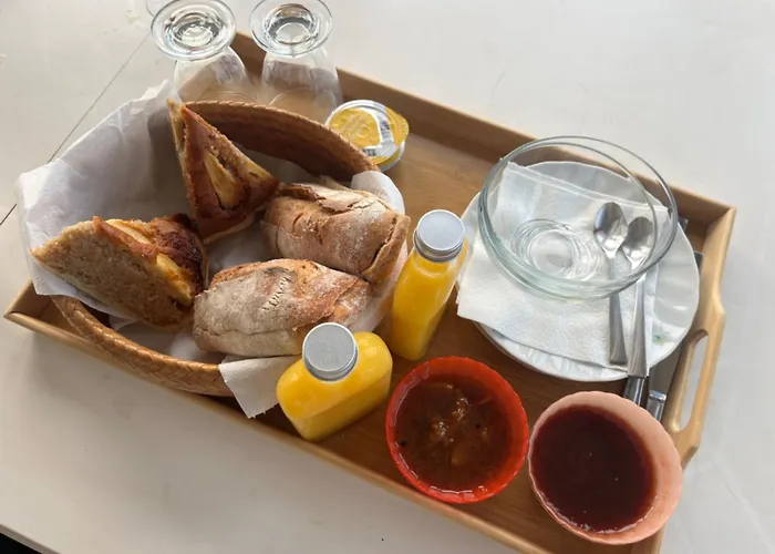 Bed & Breakfast à L'étage Salle De Bains Au Rez De Chaussée
