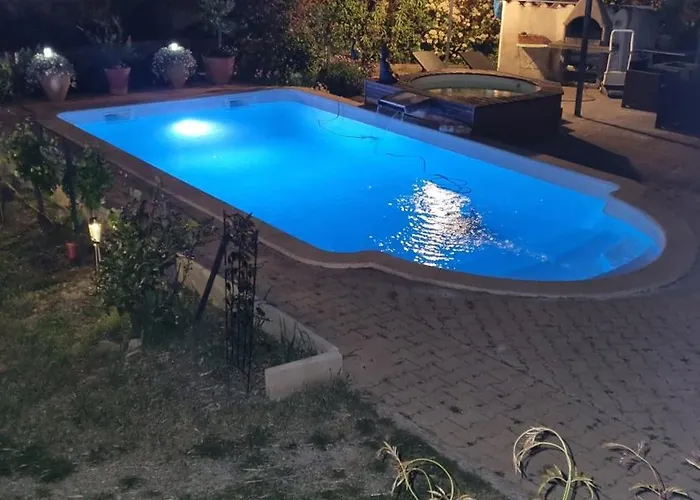 à L'étage Salle De Bains Au Rez De Chaussée