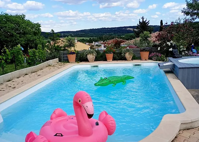 Bed & Breakfast à L'étage Salle De Bains Au Rez De Chaussée Combaillaux